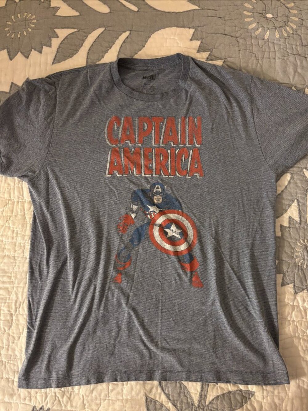 Captain America Graphic T-Shirt